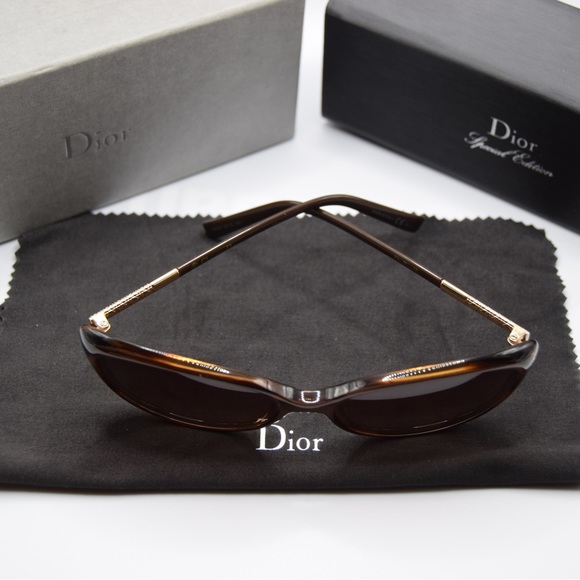 Authentic 💯 Dior Special Edition Sunglasses - Picture 3 of 3
